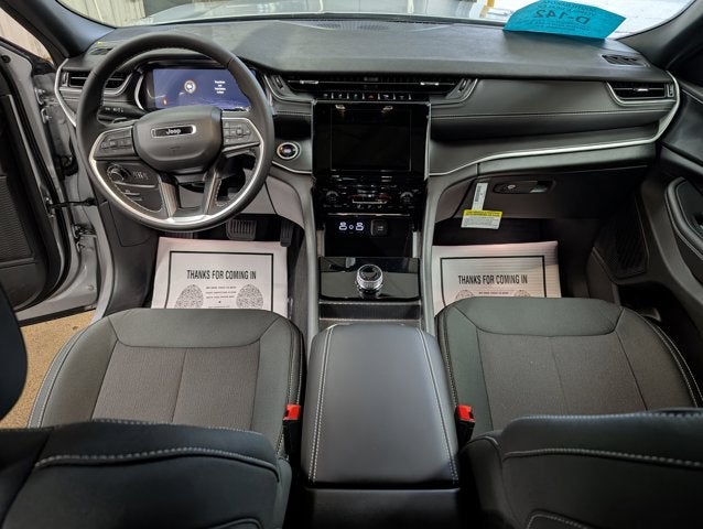 2025 Jeep Grand Cherokee Laredo X