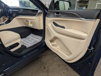 2027 Jeep Grand Cherokee Limited