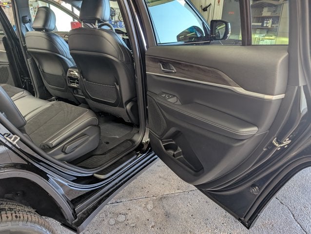 2027 Jeep Grand Cherokee L Laredo Altitude
