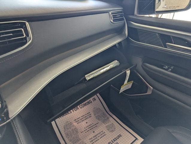 2026 Jeep Grand Wagoneer Limited Reserve