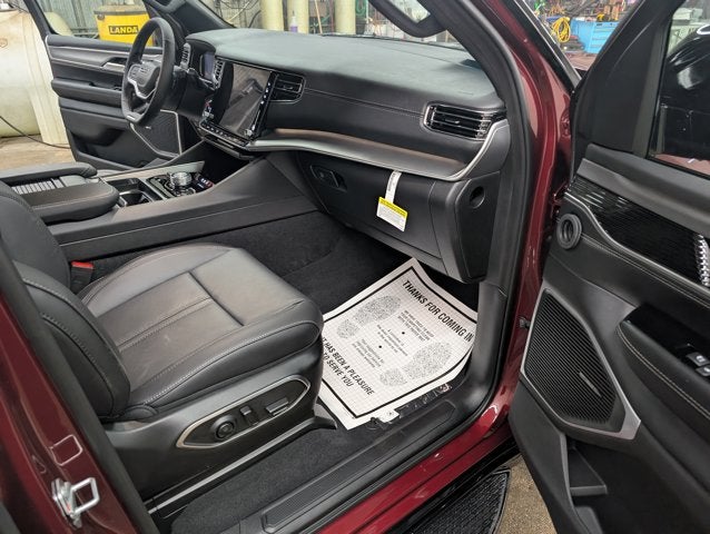 2025 Jeep Wagoneer Series II Overland