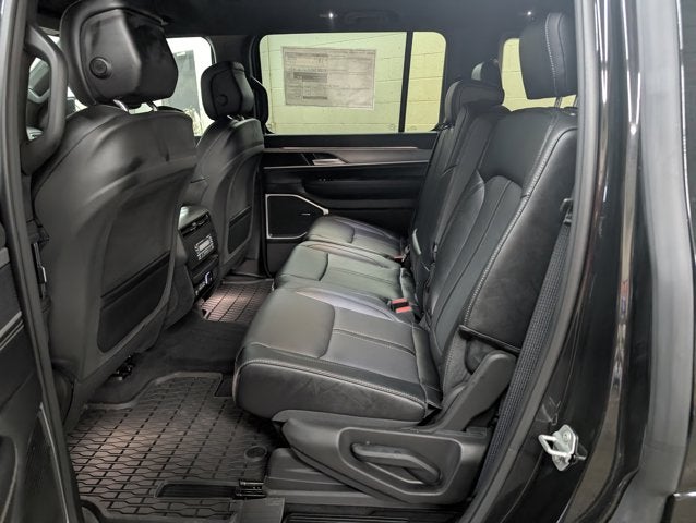 2026 Jeep Grand Wagoneer Limited Altitude