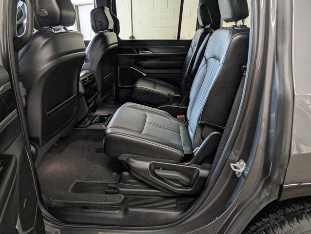 2023 Jeep Wagoneer Series III