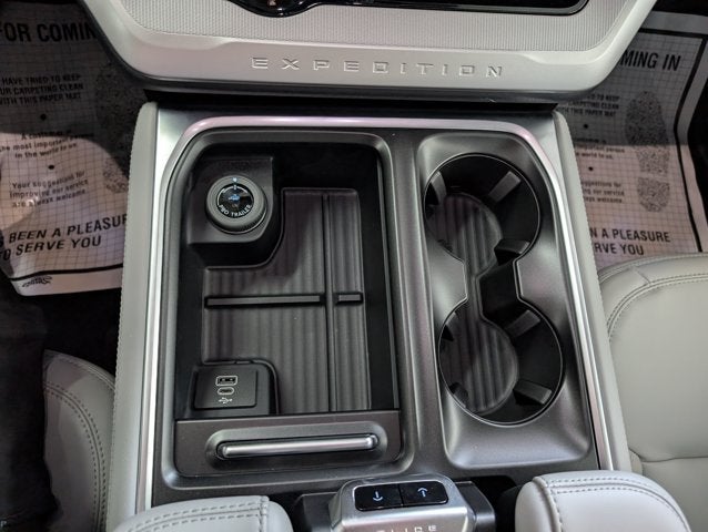 2027 Ford Expedition Active