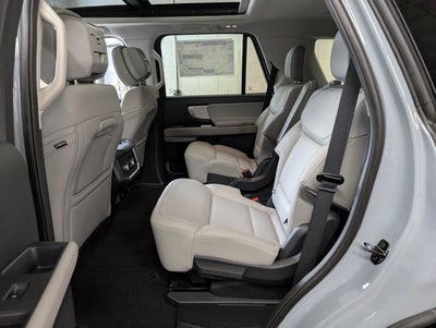 2027 Ford Expedition Active