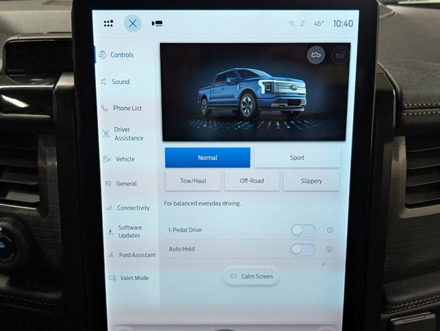 2025 Ford F-150 Lightning Flash