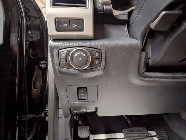 2022 Ford Super Duty F-350 SRW LARIAT