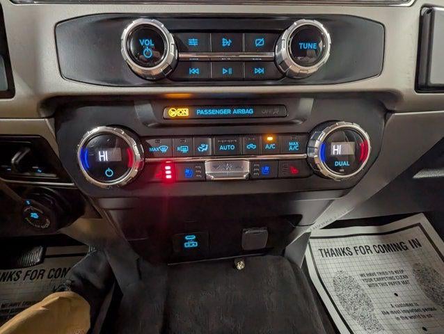 2022 Ford Super Duty F-350 SRW LARIAT