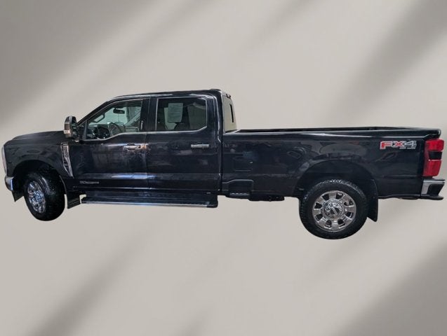 2023 Ford Super Duty F-350 SRW LARIAT