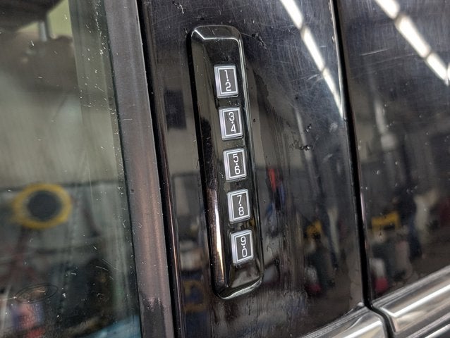 2023 Ford Super Duty F-350 SRW LARIAT