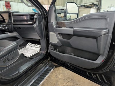 2023 Ford Super Duty F-350 SRW LARIAT