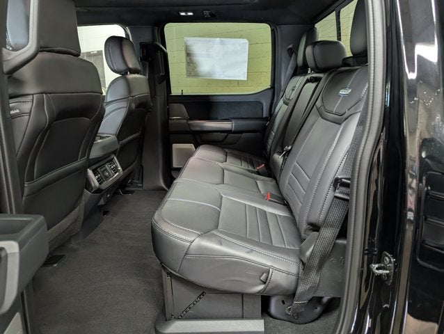 2026 Ford Super Duty F-350 SRW F-350® Platinum®