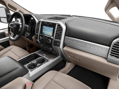 2018 Ford Super Duty F-450 DRW LARIAT