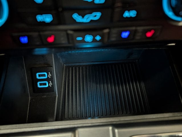 2017 Ford F-150 Lari