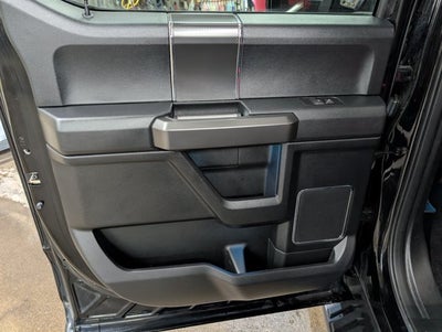 2017 Ford F-150 Lari