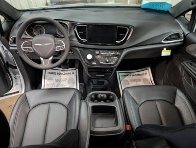 2026 Chrysler Voyager LX