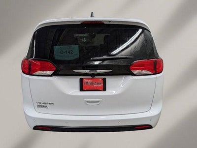 2026 Chrysler Voyager LX