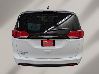 2026 Chrysler Voyager LX