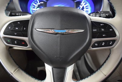 2017 Chrysler Pacifica Hybrid Platinum