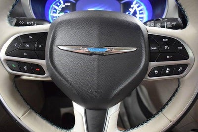 2017 Chrysler Pacifica Hybrid Platinum