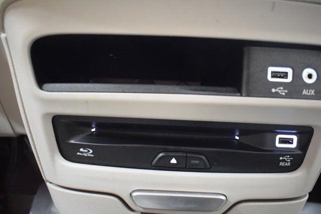 2017 Chrysler Pacifica Hybrid Platinum