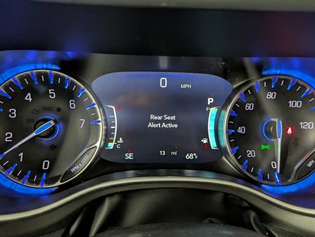2027 Chrysler Pacifica Select