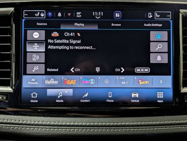2027 Chrysler Pacifica Select
