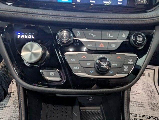 2026 Chrysler Pacifica Pinnacle