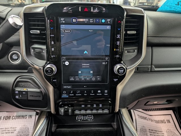 2022 RAM 3500 Laramie